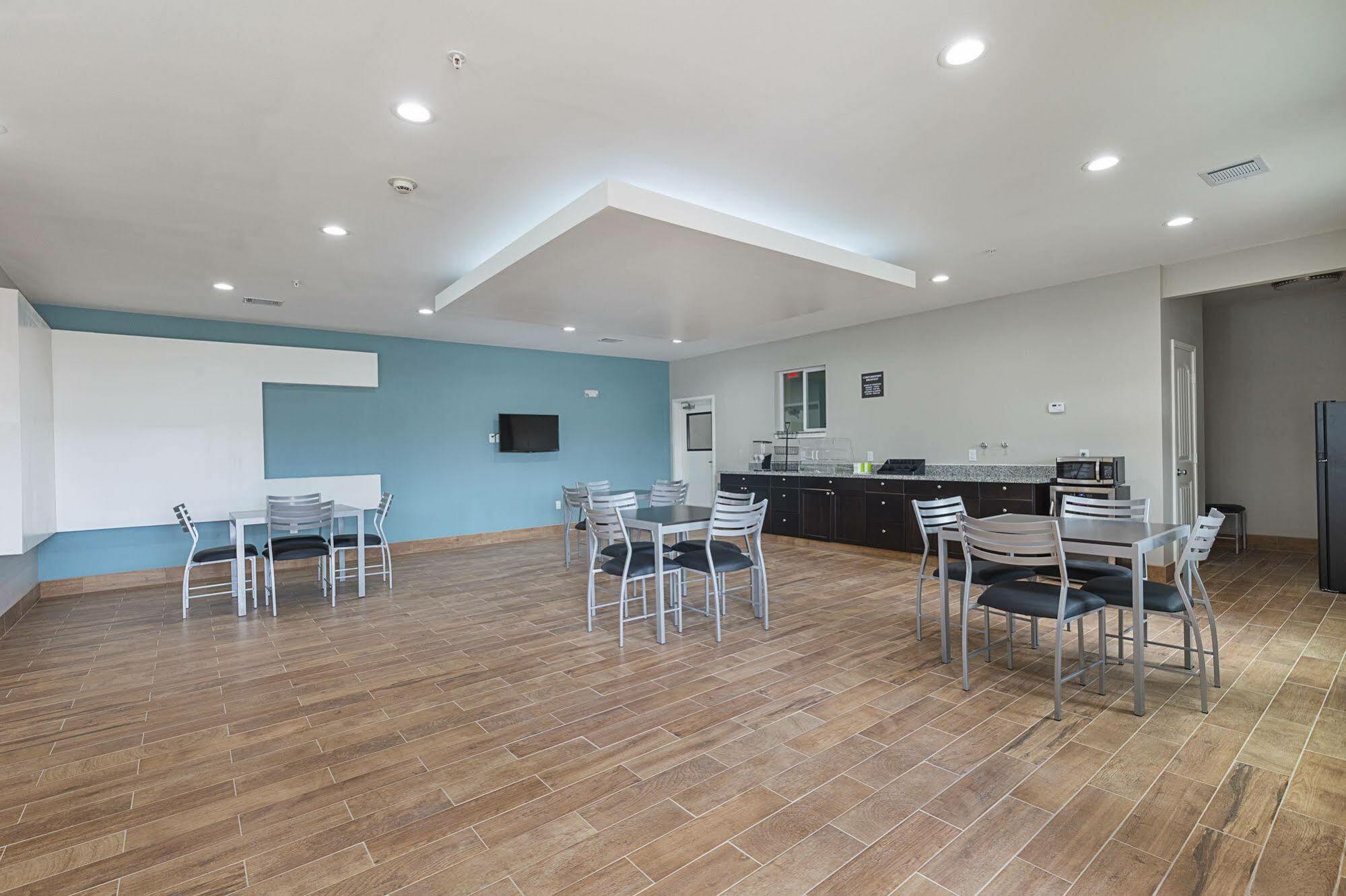 Scottish Inns & Suites - Crosby ภายนอก รูปภาพ