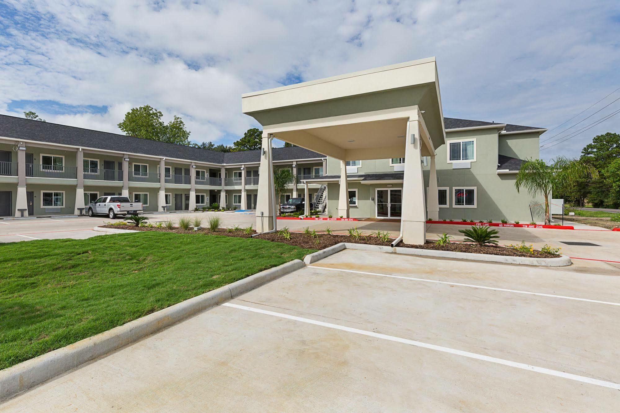 Scottish Inns & Suites - Crosby ภายนอก รูปภาพ